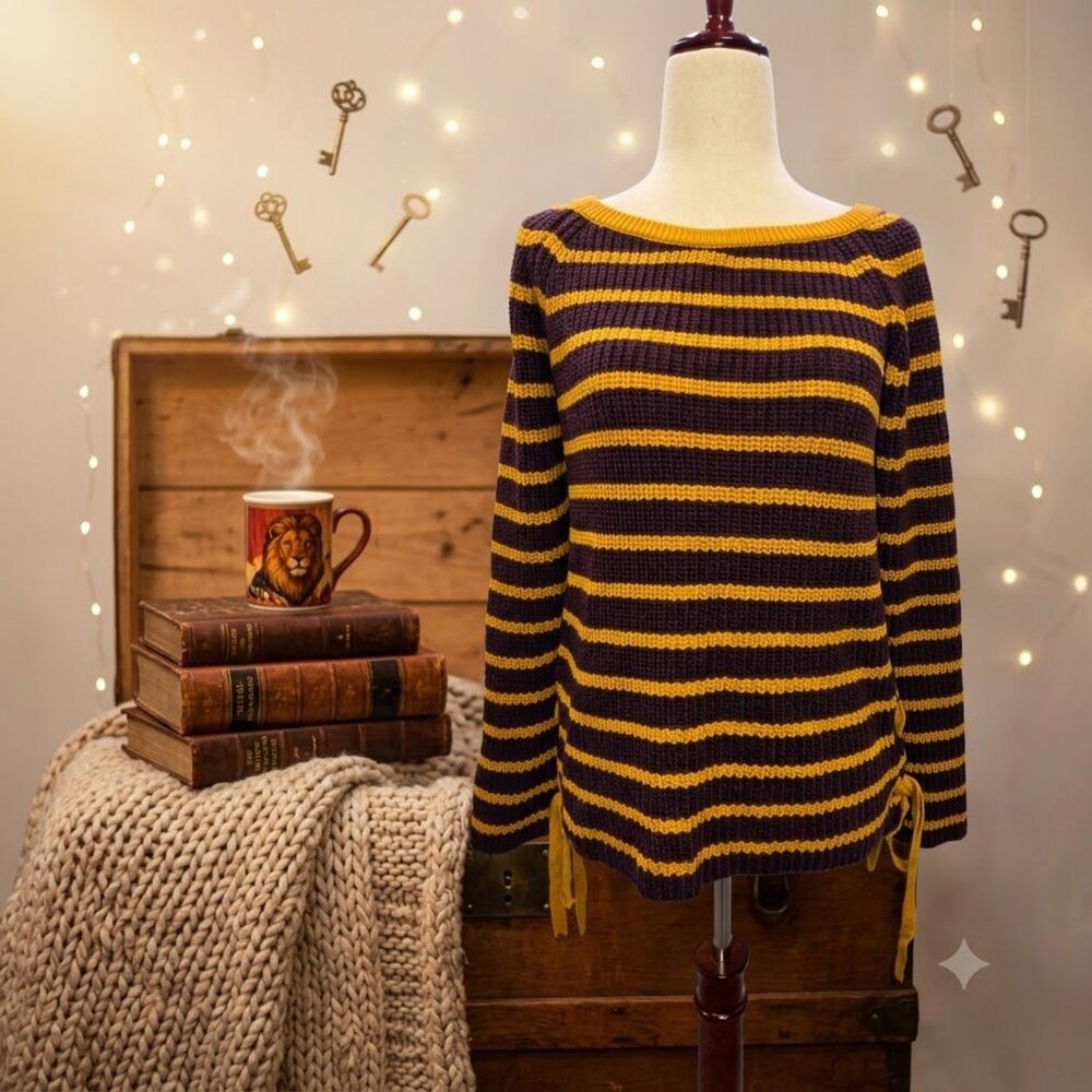Ti Amo Chunky Knit Striped Lace-Up Sweater Burgundy Gold Gryffindor Medium